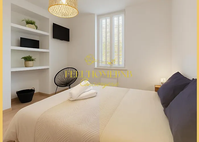 Proche Centre - Lit Queen, Cafe Offert ! Апартаменты Нанси